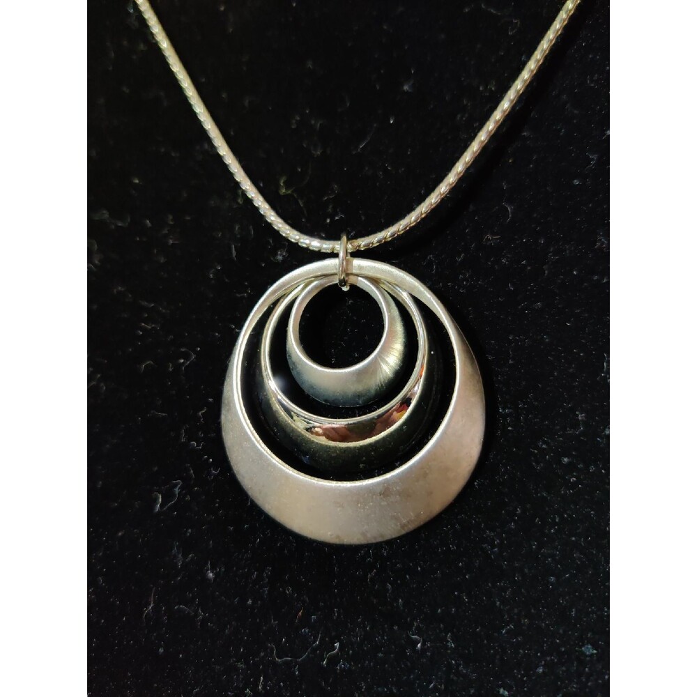 Silver tone Necklace